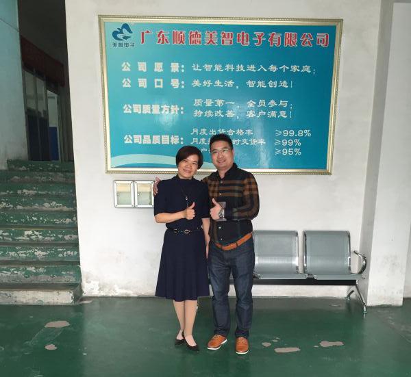 办公室粉色视频网站.jpg 办公室粉色视频网站.jpg