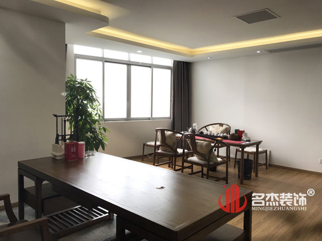 办公室粉色视频网站设计.jpg
