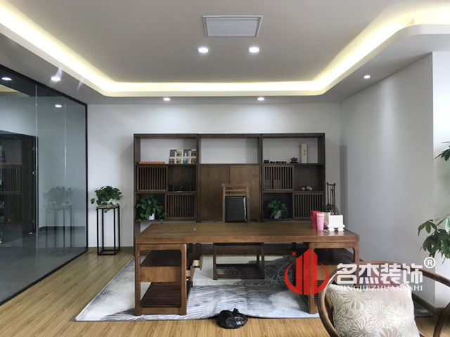 乐博士办公室粉色视频网站完工照.jpg