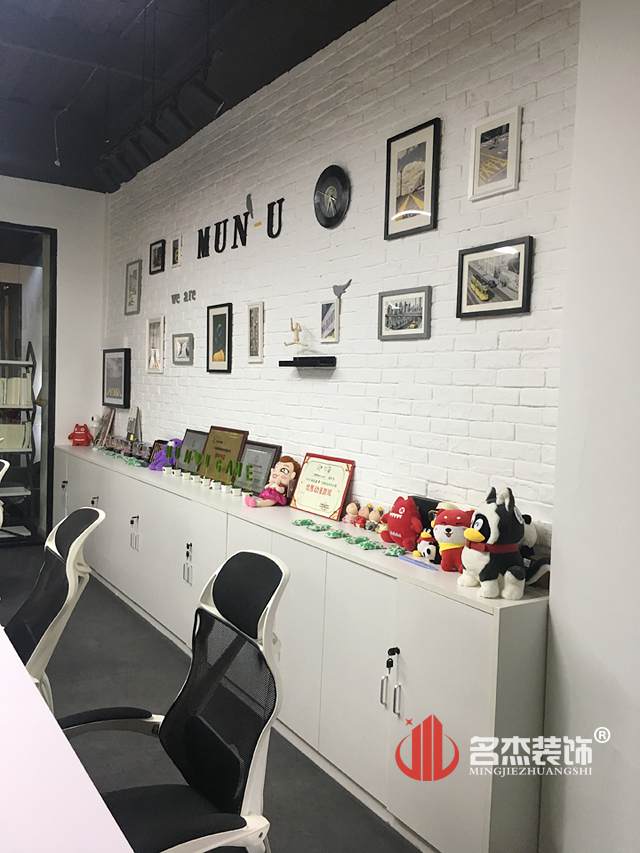 展示厅粉色视频网站完工照.jpg