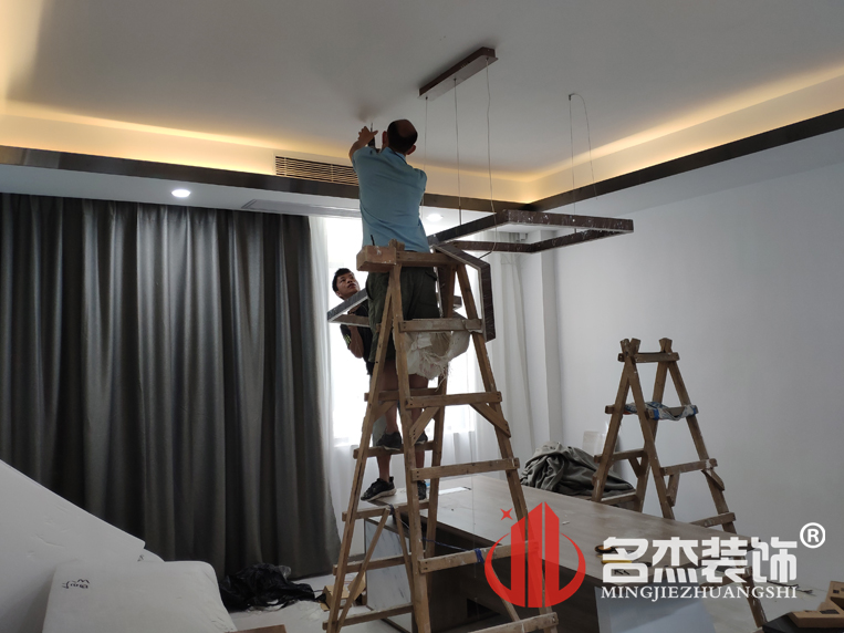 办公室粉色视频网站