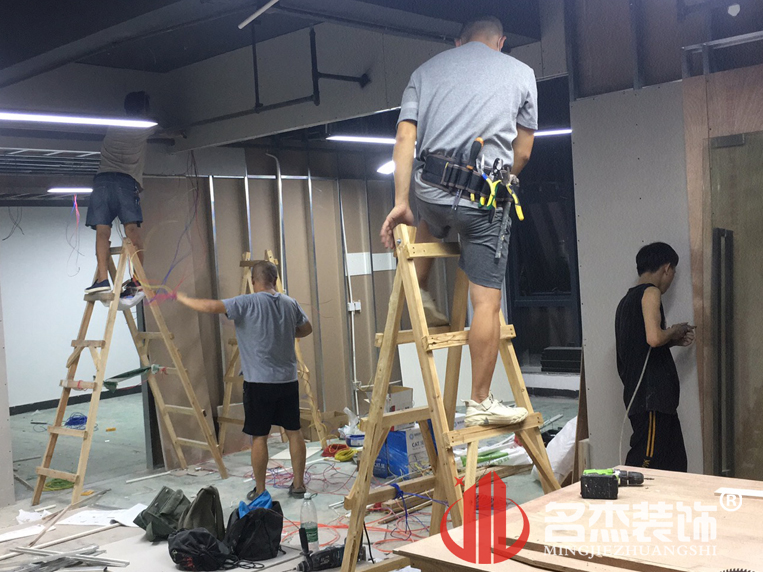 办公室粉色视频网站