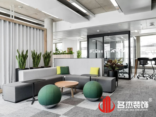 广州办公室粉色视频网站设计案例