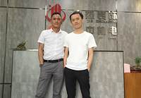 设计师设计出来的东西很专业，很时尚！