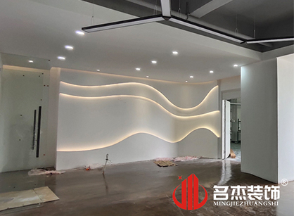 巡工地日记，米乐皮具办公室粉色视频网站项目紧张进行中