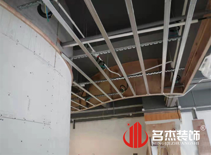 巡工地日记，鉴丰香精香料办公室粉色视频网站项目紧张进行中